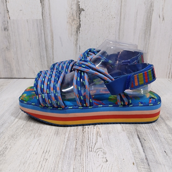 Farm Rio Blue Macaw Multicolor Floral Platform Sandals with Rainbow Sole #751